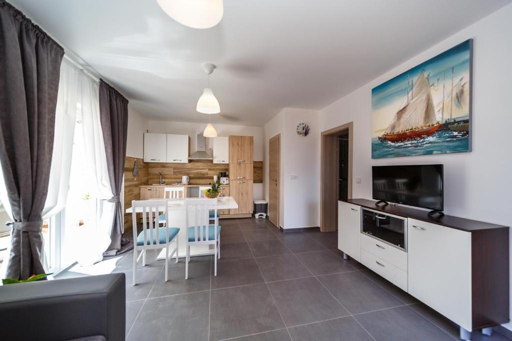 Apartments Leondori كرك المظهر الخارجي الصورة